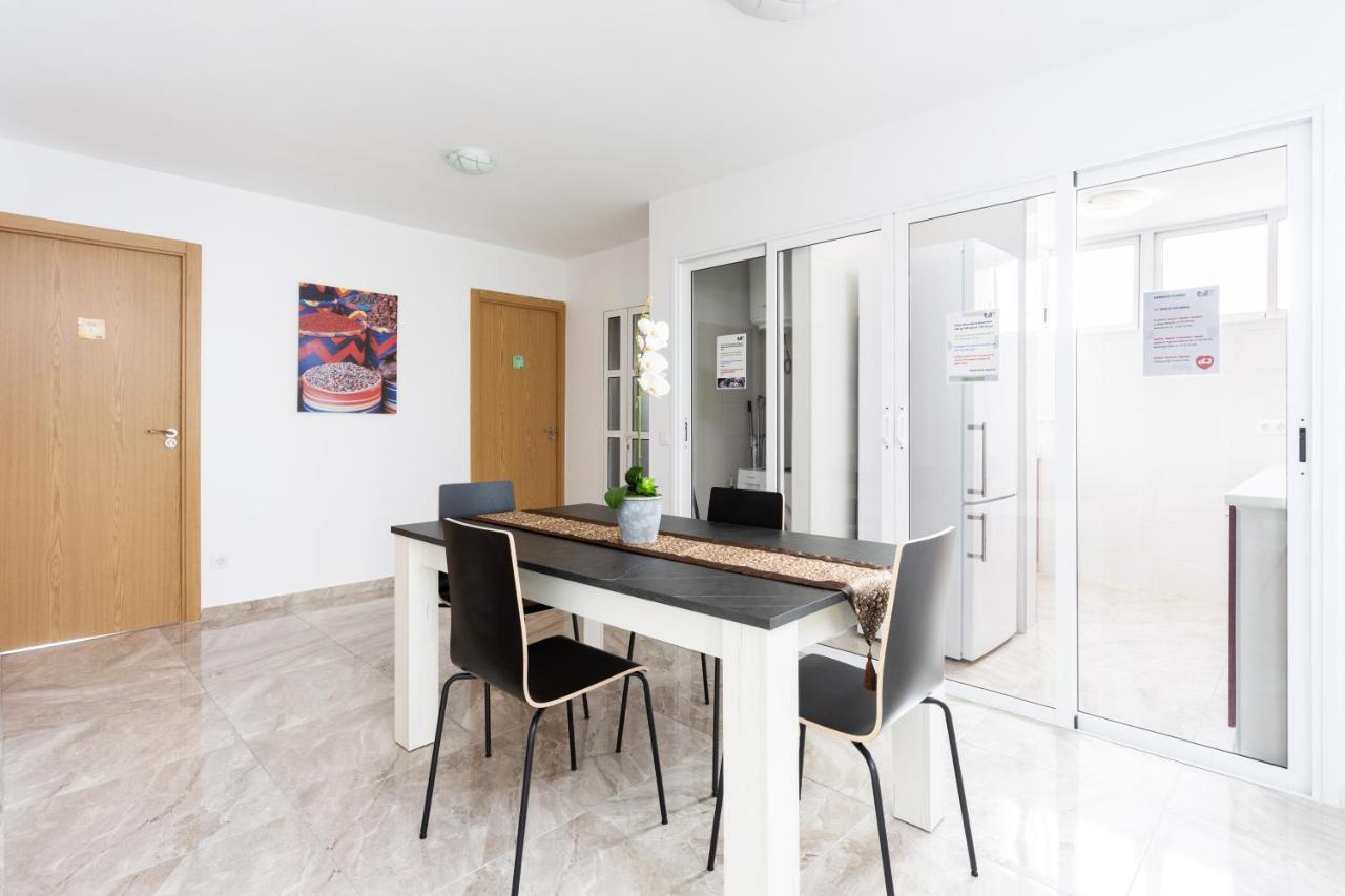 Classbnb - Three Spacious Apartments 150M From The Las Americas Promenade Arona  Dış mekan fotoğraf