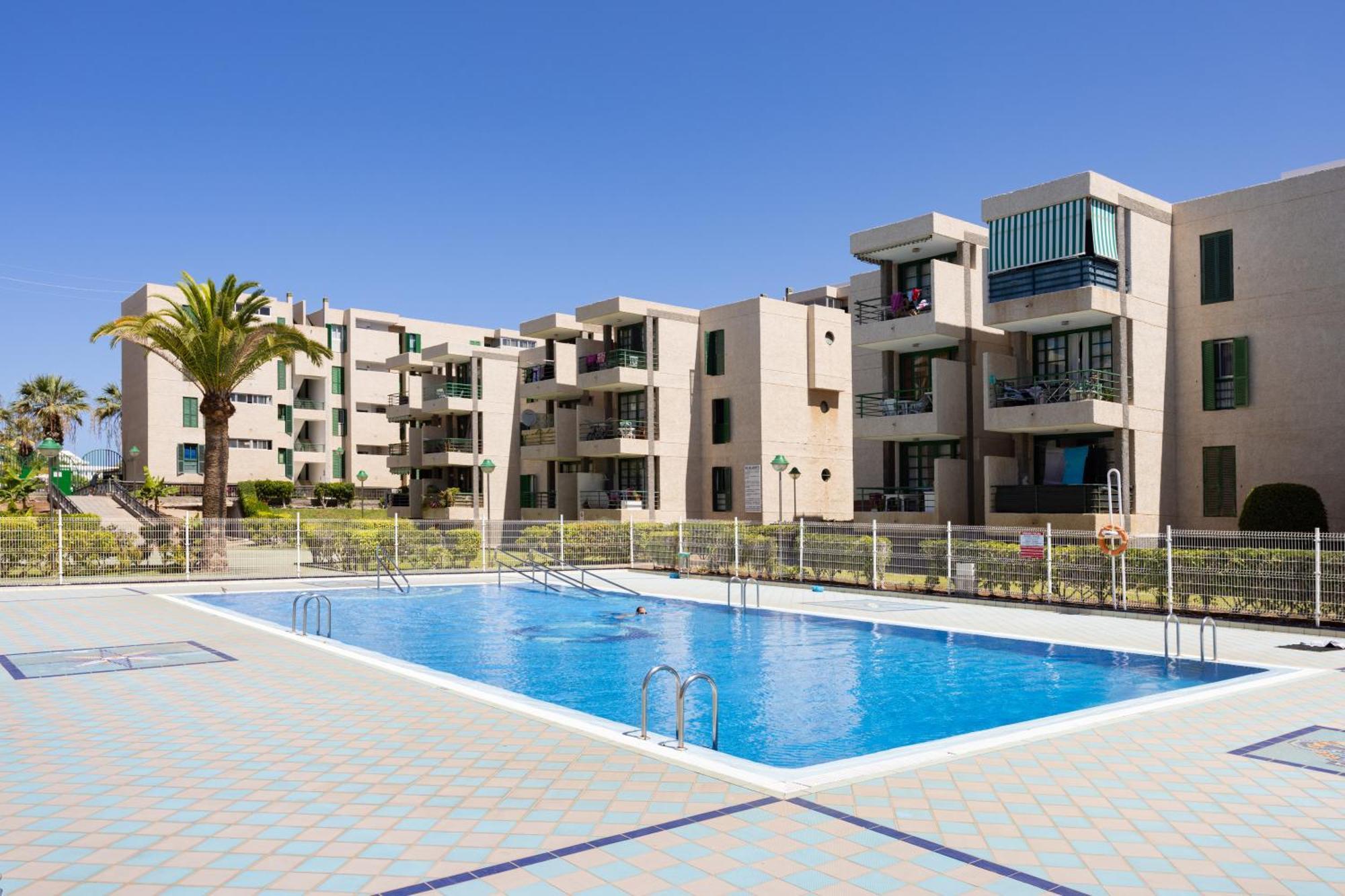 Classbnb - Three Spacious Apartments 150M From The Las Americas Promenade Arona  Dış mekan fotoğraf